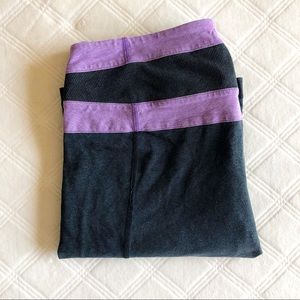 LULULEMON - throw back yoga pants